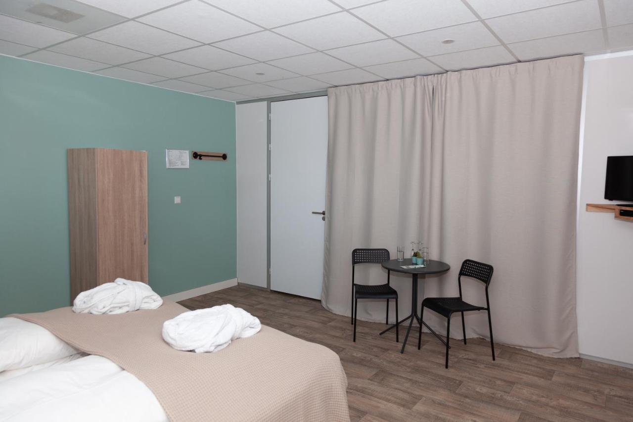 B&B 'T Steurgat Werkendam Bagian luar foto